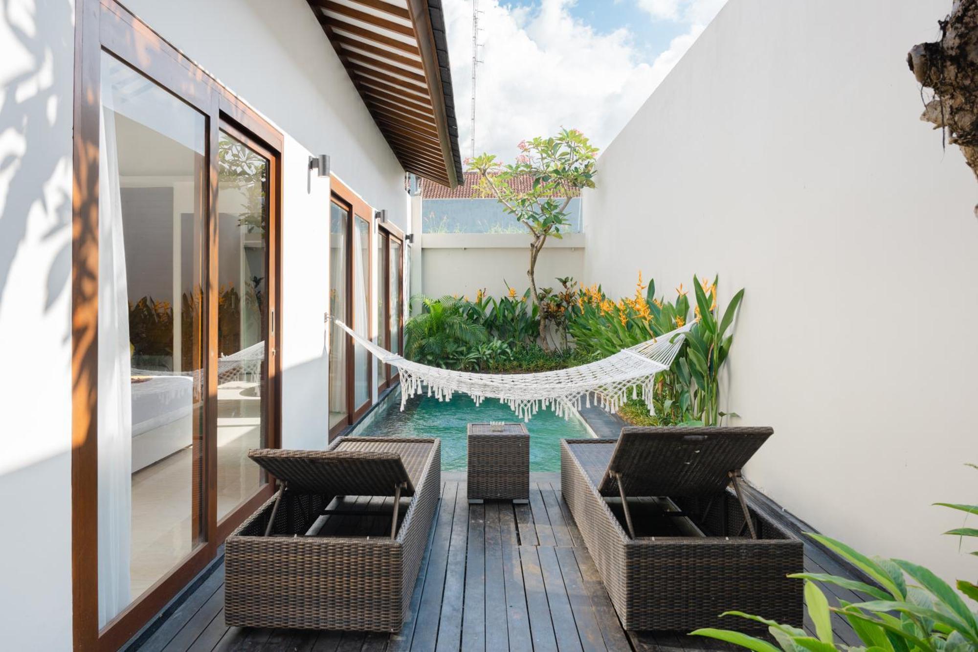 Anari Villas Kuta Legian Buitenkant foto
