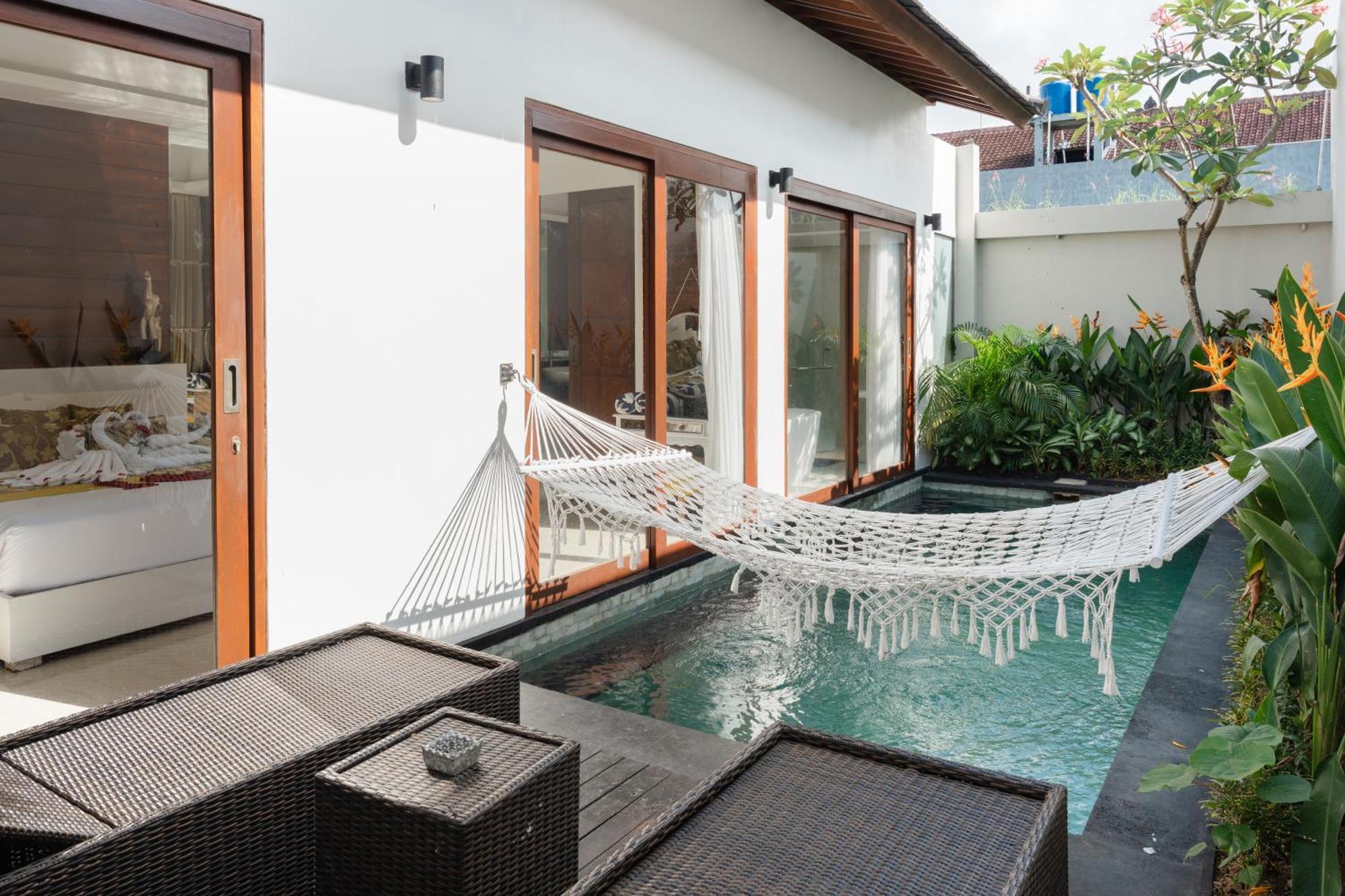 Anari Villas Kuta Legian Buitenkant foto
