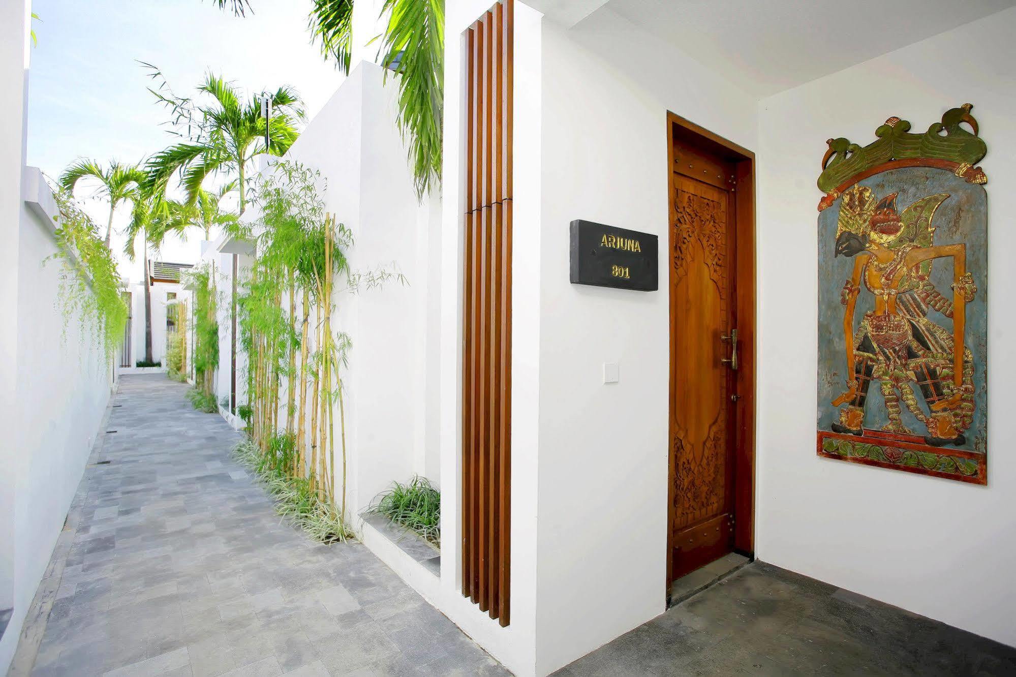 Anari Villas Kuta Legian Buitenkant foto